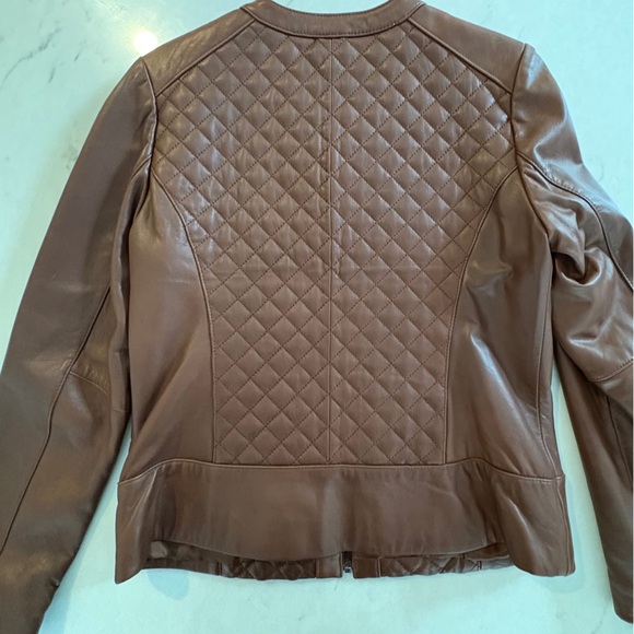J. McLaughlin Quilted Leather Short Jacket - Picture 7 of 15